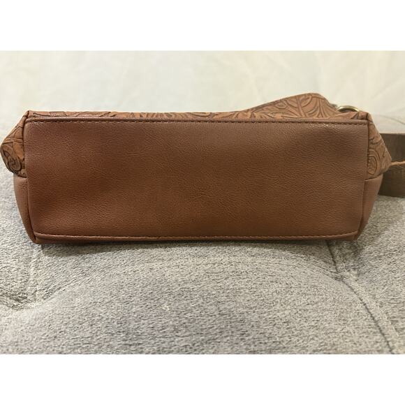 NWT Frye & Co Floral Tooled Shoulder Bag - Picture 12 of 12